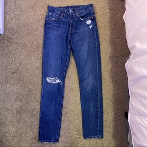 501 Levis Skinny Jeans Womens size 27W x 32L
